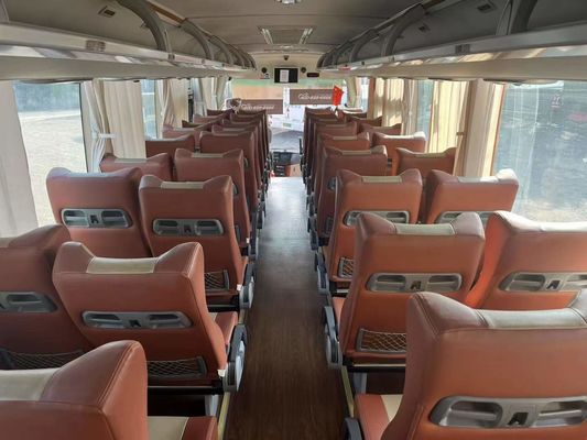 Gebruikte Luxe Touringcars 54 Zitplaatsen ZK6120HQ5Y Gebruikte Bussen met Linkerstuur
