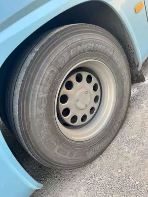 Gebruikte Luxe Touringcars 54 Zitplaatsen ZK6120HQ5Y Gebruikte Bussen met Linkerstuur