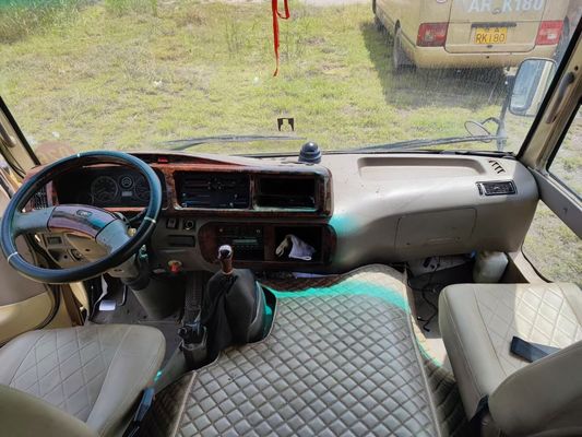 Golden Dragon tweedehands tour bus 22 zitplaatsen voorbezitten bussen met airconditioning