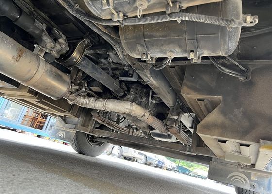 46 zitplaatsen Vernieuwde schoolbus Gele handgeschakelde transmissie