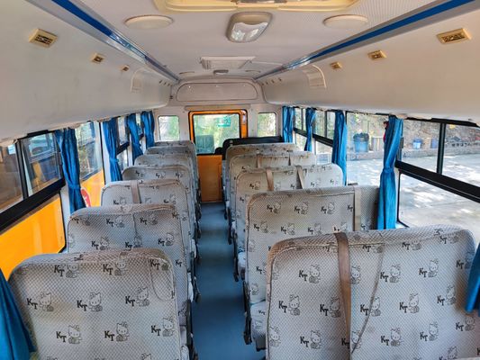 34 zitplaatsen YuTong tweedehands schoolbus Dieselbrandstof met V6 motor