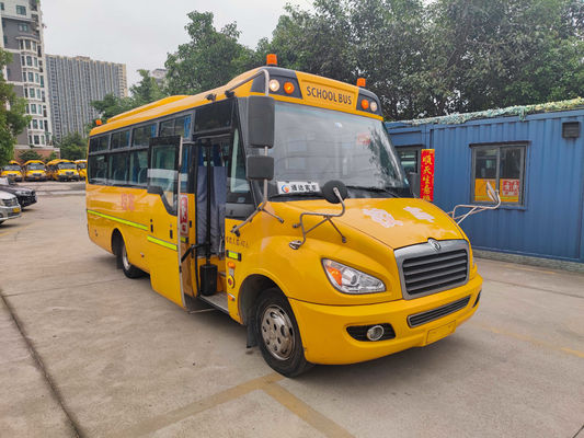 Dongfeng 42 zitplaatsen gepensioneerde schoolbus Dieselbrandstof met Euro 4 motor