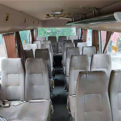 27 zitplaatsen JMC Gebruikte minibussen LHD Gebruikte shuttlebussen met dieselbrandstof