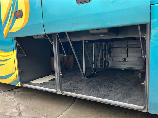Euro 4 Gebruikte Higer Bus 51 zitplaatsen Reisbus Tweedehands Met Handgeschakelde Transmissie