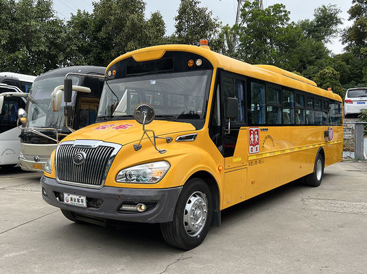 Gele Gebruikte schoolbussen 46 zitplaatsen Manuele transmissie Gebruikte YuTong bussen