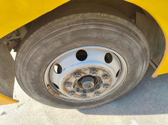 Gebruikte schoolbussen van Shaolin 56 zitplaatsen LHD stuurpositie met handgeschakelde transmissie