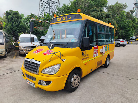 Gebruikte schoolbussen van Dongfeng met 19 zitplaatsen en dieselbrandstof volgens Euro 4 emissie standaard