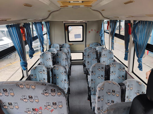 Gebruikte schoolbussen van Dongfeng met 19 zitplaatsen en dieselbrandstof volgens Euro 4 emissie standaard
