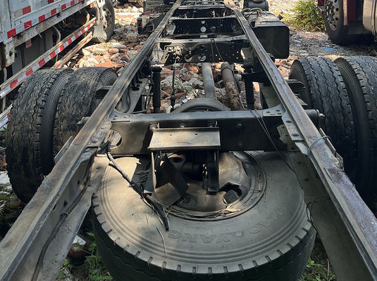 Isuzu 4x2 gebruikte diesel vrachtwagen, LHD tweedehands 8 ton vrachtwagen
