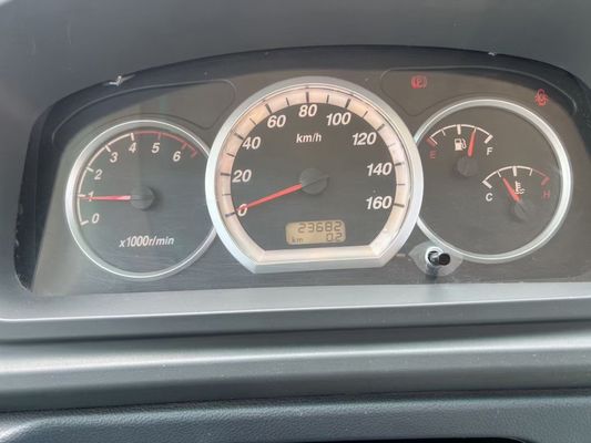 Wuling 19 zitplaatsen Gebruikte schoolbussen Benzine Brandstof Vernieuwde schoolbus