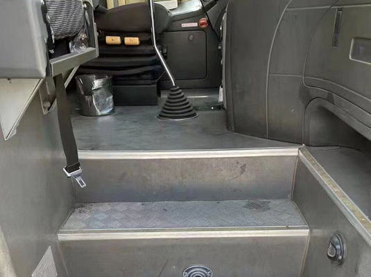Duurzame gebruikte Yutong-bussen 47 zitplaatsen LHD tweedehands toerbus met 2 deuren
