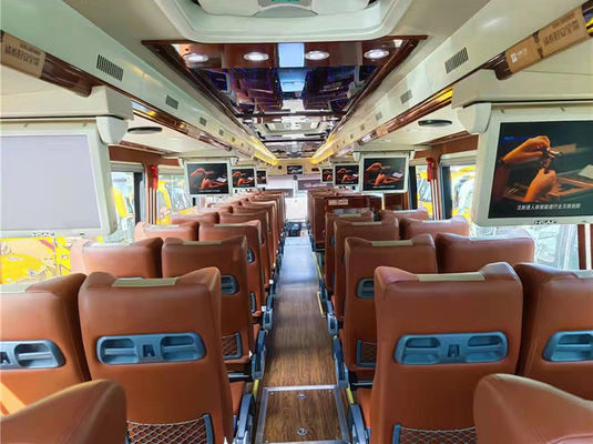Tweedehands Yutong 51 zitplaatsen bus, Euro 5 LHD Diesel Gebruikte toeristenbus