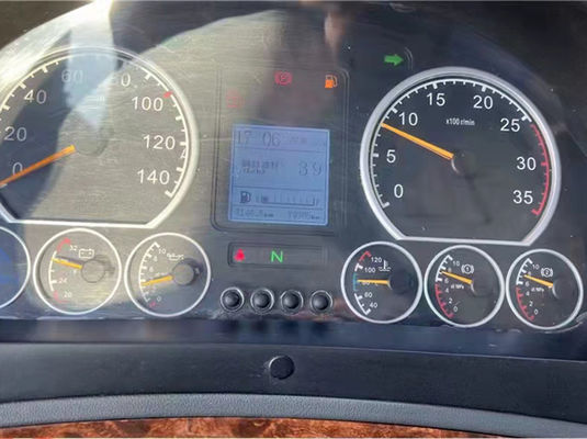 Euro 5 LHD Diesel Gebruikte Passagiersbus 55 Zitplaatsen ZK6125HQT5Z