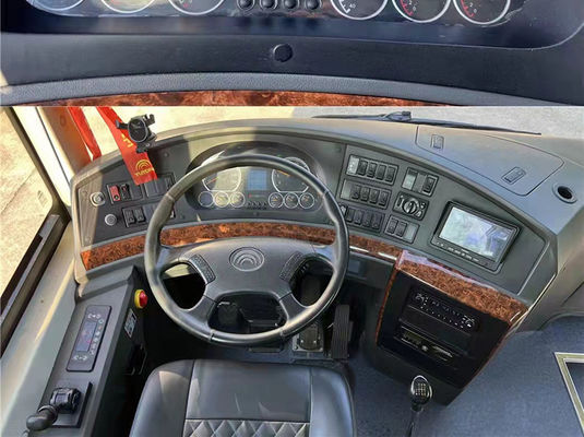 Euro 5 LHD Diesel gebruikte passagiersbus 55 zitplaatsen Yutong ZK6125HQT5Z