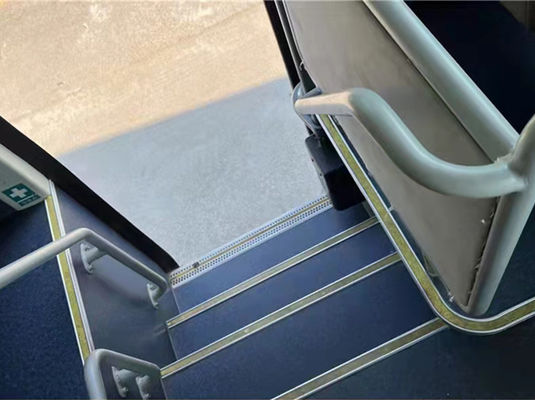 Euro 5 LHD Diesel gebruikte passagiersbus 55 zitplaatsen Yutong ZK6125HQT5Z