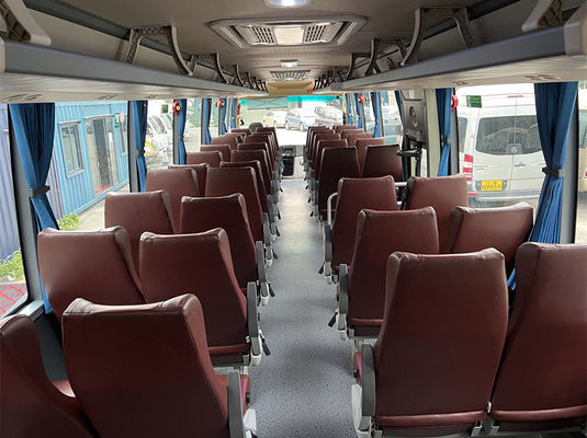 Golden Dragon 50 zitplaatsen Euro 5 LHD Diesel Gebruikte toeristenbus Voor sightseeing