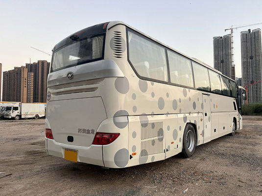 Witte grote gebruikte passagiersbus met 47 zitplaatsen