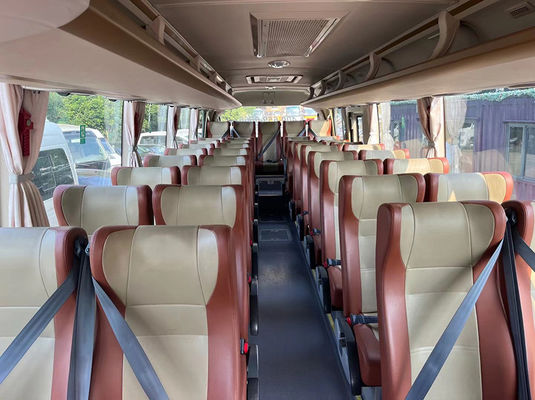 39 zitplaatsen Gebruikte Yutong bussen Vooraf bezet Grote toeristische bus met dieselmotor