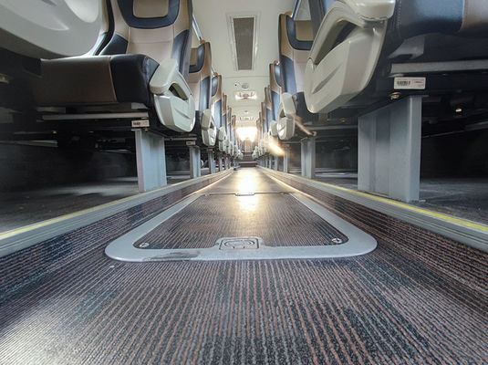 Luxe Roze Gebruikte Yutong Bussen Euro 5 LHD Gebruikte Diesel Shuttle Bus Te koop