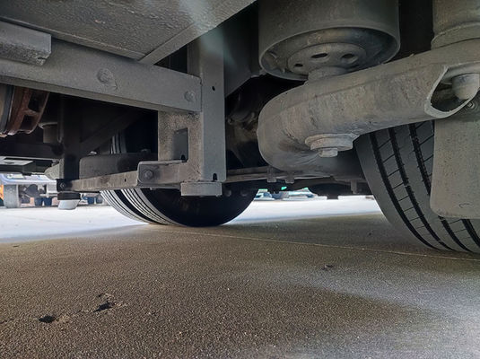 Luxe Roze Gebruikte Bussen Euro 5 LHD Gebruikte Diesel Shuttlebus Te Koop