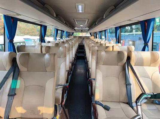 2 deuren Gebruikte linksafrijdende bussen Diesel aangedreven 47 zitplaatsen Gebruikte passagiersbus