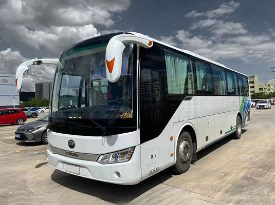 48 zitplaatsen Gebruikte bussen Handgeschakelde transmissie Grote afmetingen
