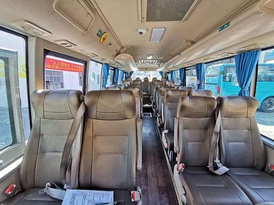 LHD Yutong tweedehands luxe bus 31 zitplaatsen met automatische transmissie
