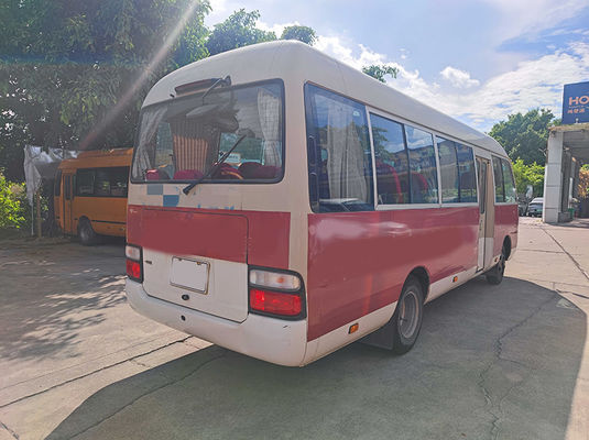 23 zitplaatsen tweedehands toerbus met handgeschakelde versnellingsbak