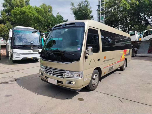 11 zitplaatsen tweedehands Toyota Coaster minibus met handgeschakelde versnellingsbak
