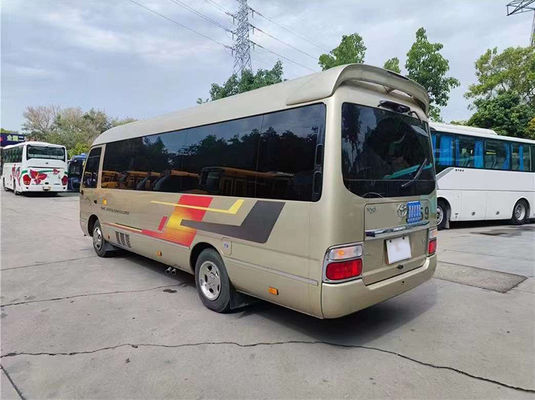 11 zitplaatsen tweedehands Toyota Coaster minibus met handgeschakelde versnellingsbak