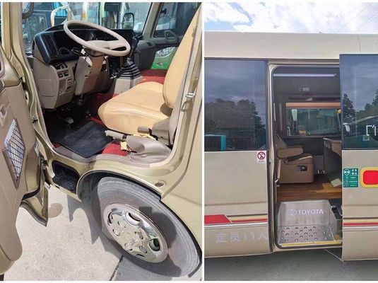 11 zitplaatsen tweedehands Toyota Coaster minibus met handgeschakelde versnellingsbak