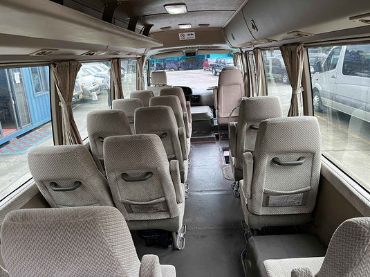 Gebruikte minibus met handgeschakelde versnellingsbak Euro 3 LHD Gebruikte bus voor 20 personen