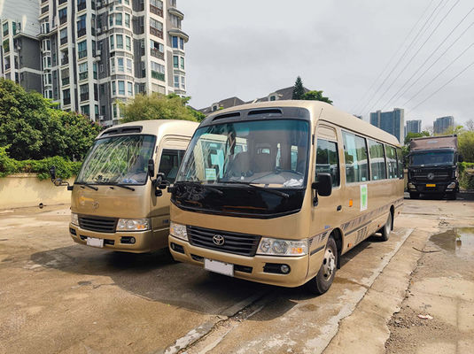 1 deur Gebruikte Toyota Bus Handgeschakelde Transmissie 10-23 Zitplaatsen Coaster Model