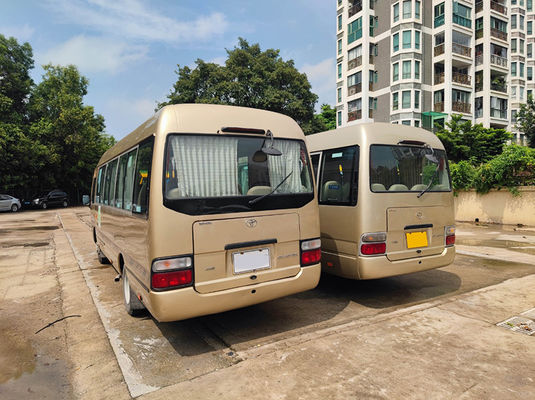 1 deur Gebruikte Toyota Bus Handgeschakelde Transmissie 10-23 Zitplaatsen Coaster Model