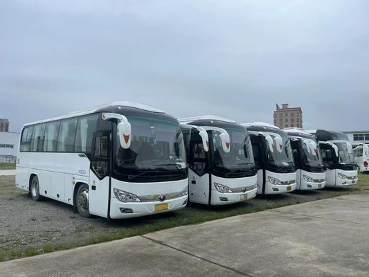 Dieselgebruikte stadsbus 33 zitplaatsen Maximale snelheid 100 km/h Euro 5 Handmatige tweedehandsbus