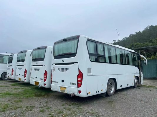 Dieselgebruikte stadsbus 33 zitplaatsen Maximale snelheid 100 km/h Euro 5 Handmatige tweedehandsbus