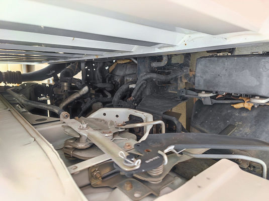 Witte handleiding Voorverkochte vrachtwagens Diesel Isuzu Gebruikte vrachtwagens Truck