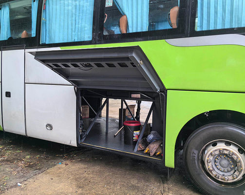 Yaxing LHD 48 zitplaatsen Gebruikte coachbus Dieselbrandstof Maximale snelheid 100 Km/H Rijbus