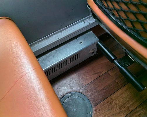 Yaxing LHD 48 zitplaatsen Gebruikte coachbus Dieselbrandstof Maximale snelheid 100 Km/H Rijbus