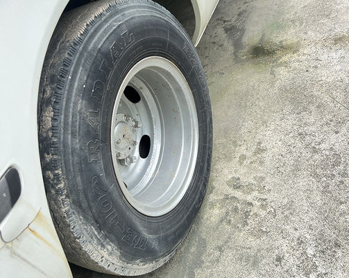 Gebruikte bus Euro 3 emissienorm met linksgestuurde positie benzinemotor