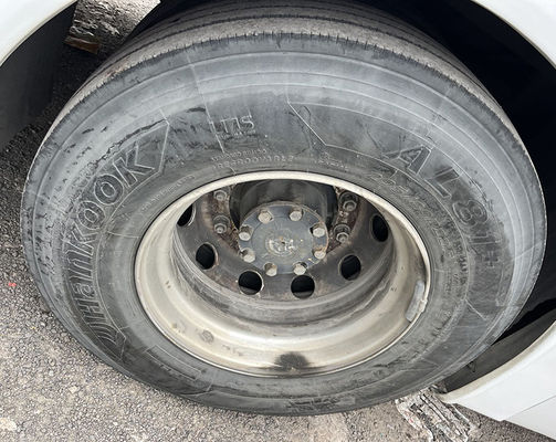 12m 57 zitplaatsen LHD Gebruikte bus Dieselmotor Coach Bus 1-deurs Gebruikte commerciële bussen