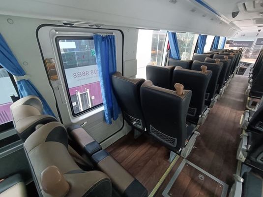 Yutong Bus 50 zitplaatsen Tweedehands Bus Diesel Power 220kw Gebruikte Coach Bus