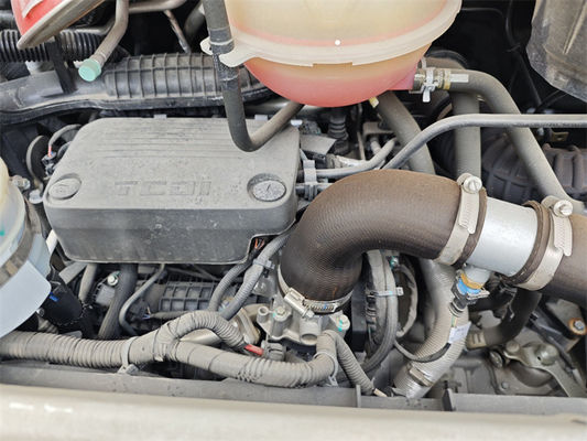 Gebruikte minibus van MAXUS 9 zitplaatsen Minibus 140 pk 2.0L Diesel motor