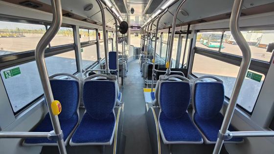 Tweedehands zuiver elektrische stadsbussen LHD stuurpositie 20 zitplaatsen 2 trapvloer