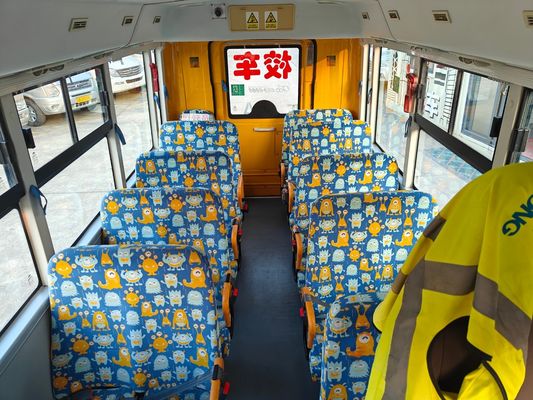 19-Persoons Gebruikte Kleuterschoolbus met Rolstoellift en Kilometerstand 57870KM Prima Staat