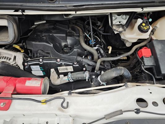 14-Zits Tweedehands Minibus Diesel Jiangling Transit CN-4 Bestelwagen met 145 km/u Topsnelheid