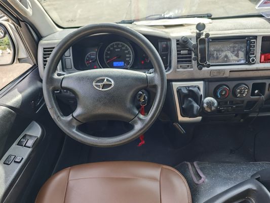 Dama Diesel Tweedehands Minibus 15 Zitplaatsen Voor Personenvervoer Afmetingen L x B x H mm 5380×1880×2285