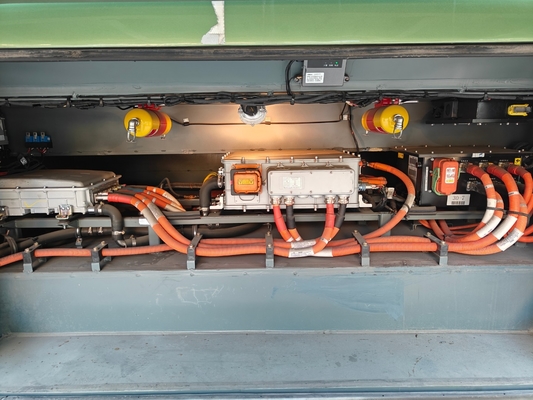 Elektrisch motortype 48-zitplaatsen tweedehands zuiver elektrische bus van Golden Dragon in 2018 met achterbaan van 1860