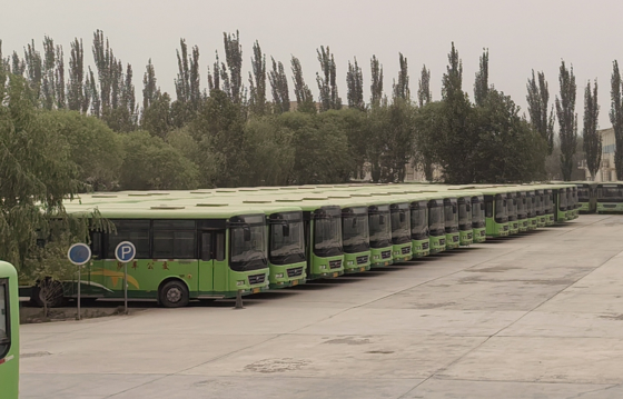 Yuchai Front-Mounted Engine 19/60-Seat Gebruikte bus 3767 ml Verplaatsing voor een soepel vervoer