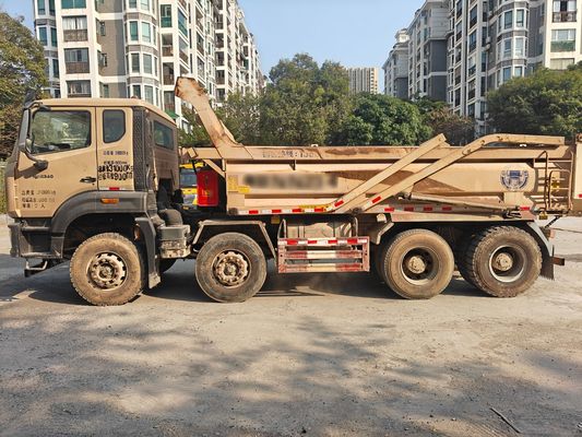 Tweesitige gele tweedehands Howo dumptruck geproduceerd in 2019